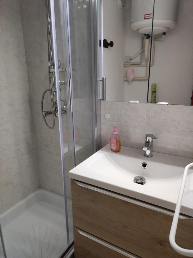 St Pierre La Mer,Appartement T2 En Residence Calme Флёри Экстерьер фото